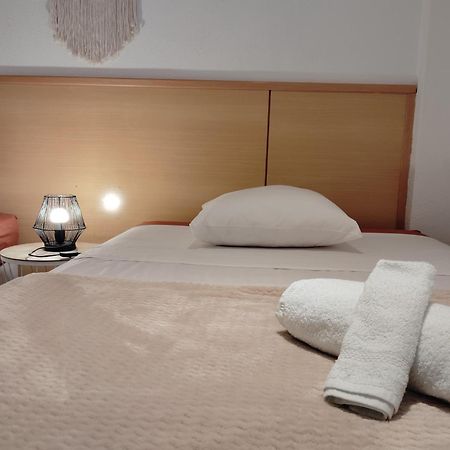 Chez Chantal 3 Chambres Au Centre Touristique De Salou Avec Garage Zewnętrze zdjęcie