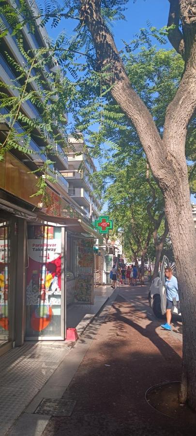 Chez Chantal 3 Chambres Au Centre Touristique De Salou Avec Garage Zewnętrze zdjęcie