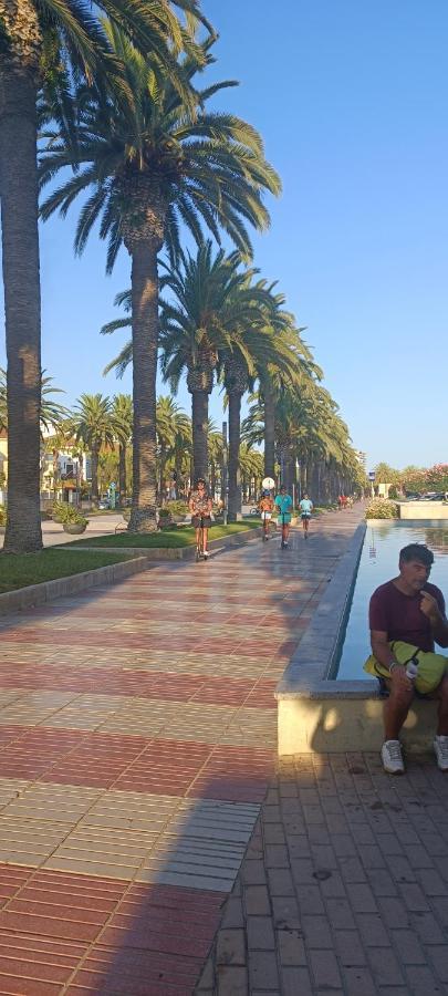 Chez Chantal 3 Chambres Au Centre Touristique De Salou Avec Garage Zewnętrze zdjęcie