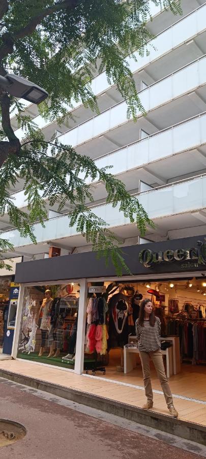 Chez Chantal 3 Chambres Au Centre Touristique De Salou Avec Garage Zewnętrze zdjęcie