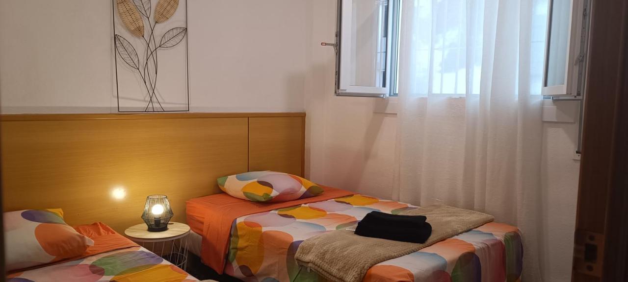 Chez Chantal 3 Chambres Au Centre Touristique De Salou Avec Garage Zewnętrze zdjęcie