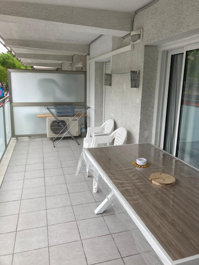 Chez Chantal 3 Chambres Au Centre Touristique De Salou Avec Garage Zewnętrze zdjęcie