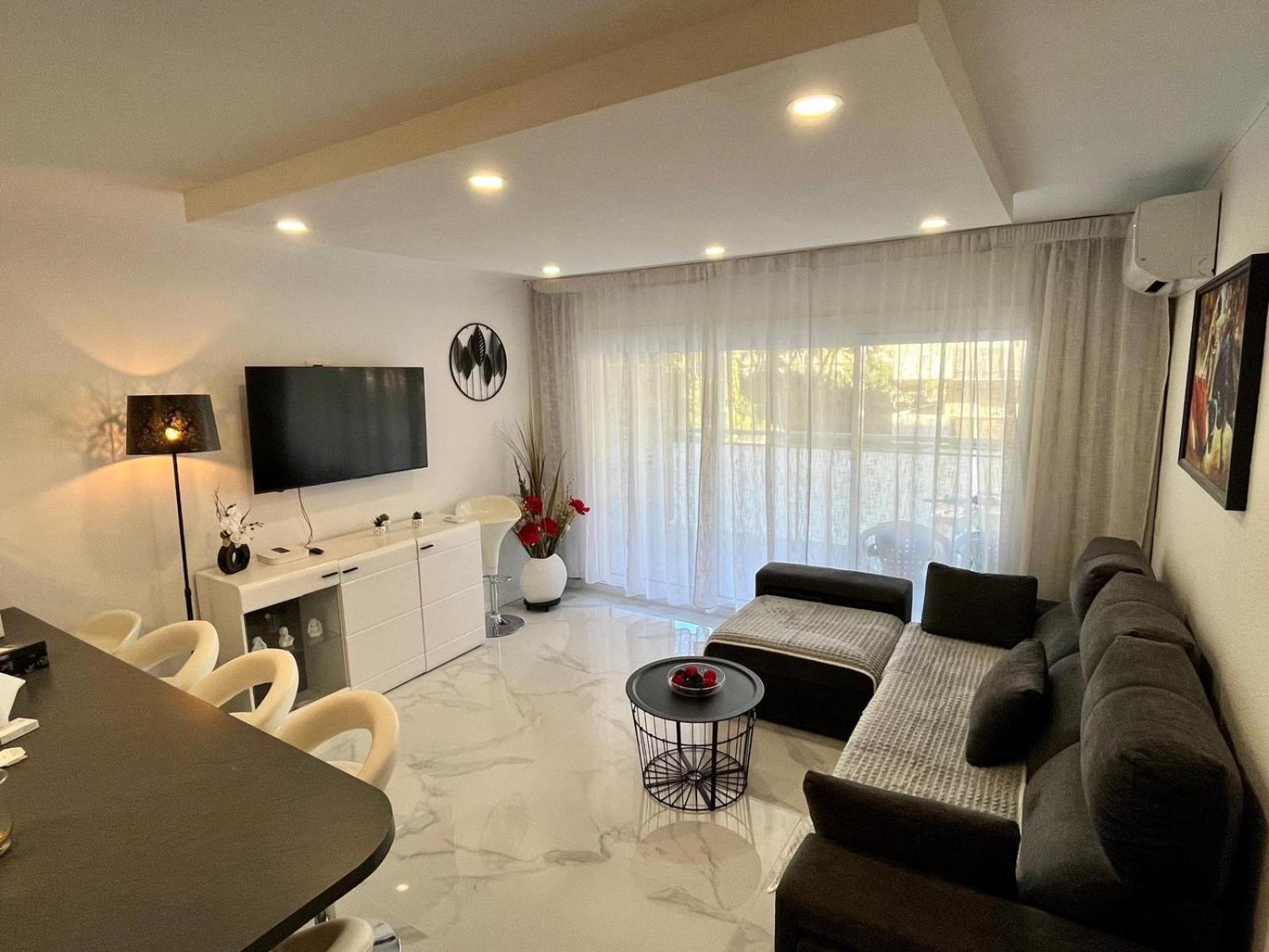 Chez Chantal 3 Chambres Au Centre Touristique De Salou Avec Garage Zewnętrze zdjęcie