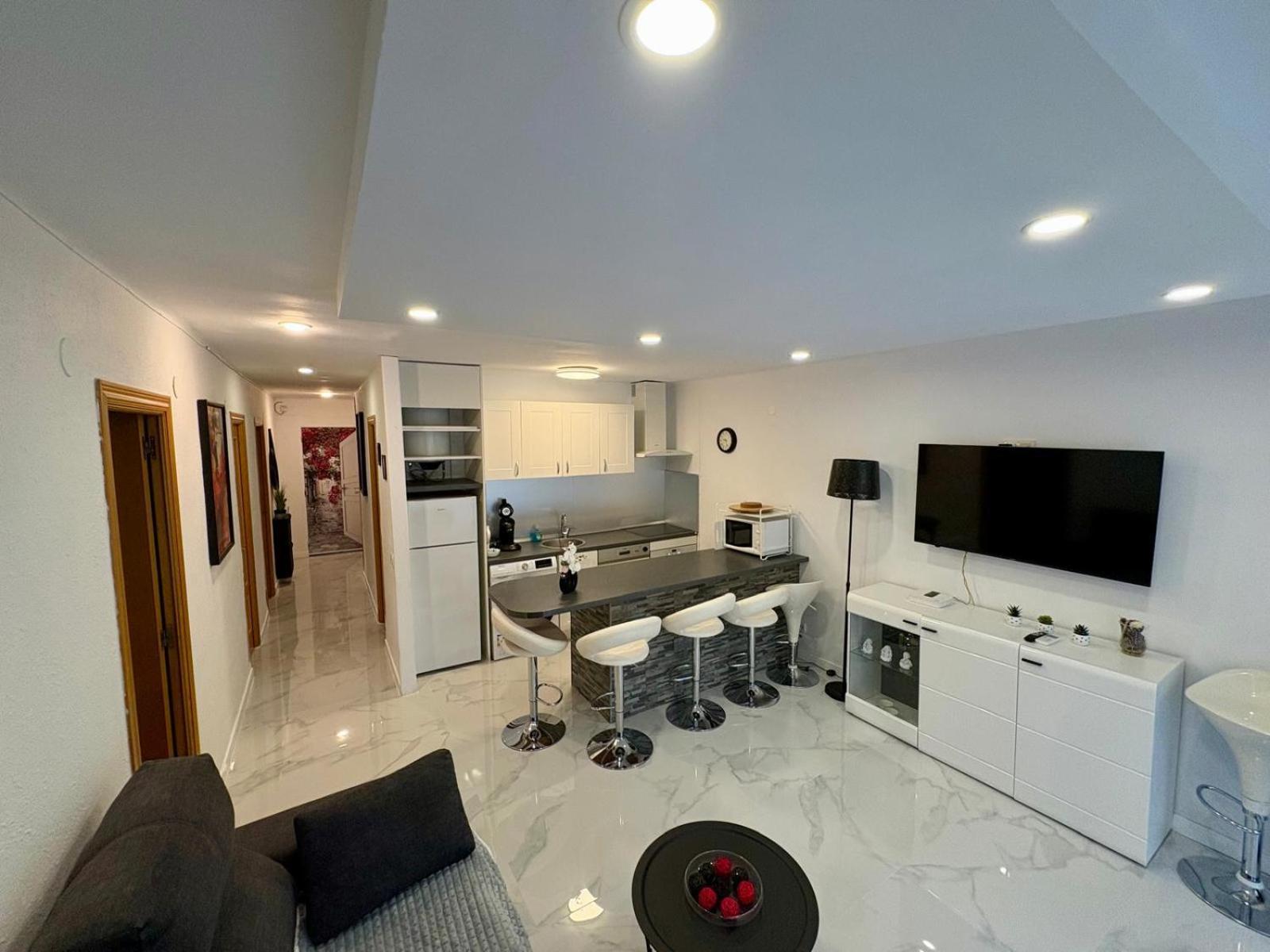 Chez Chantal 3 Chambres Au Centre Touristique De Salou Avec Garage Zewnętrze zdjęcie